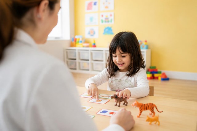 Logopedia infantil para mejorar la capacidad comunicativa en Vigo - Imagen 1